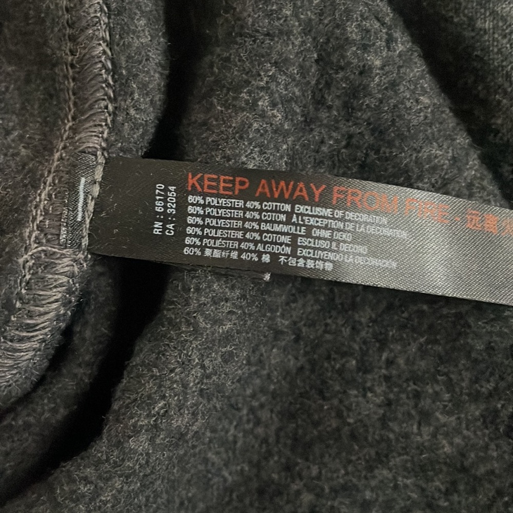 NWOT Free People Grey Medium Soft Long Sleeve Pullover. ๐ - Picture 5 of 5